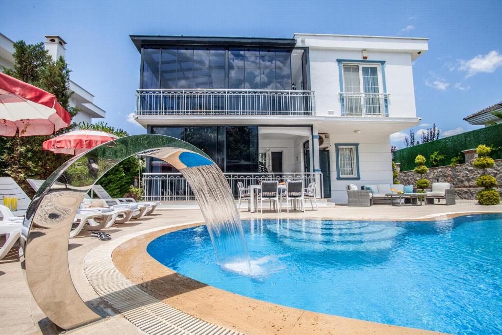 Oludeniz Villa | Ölüdeniz Ovacık Bölgesinde 3 yatak odalı Villa
