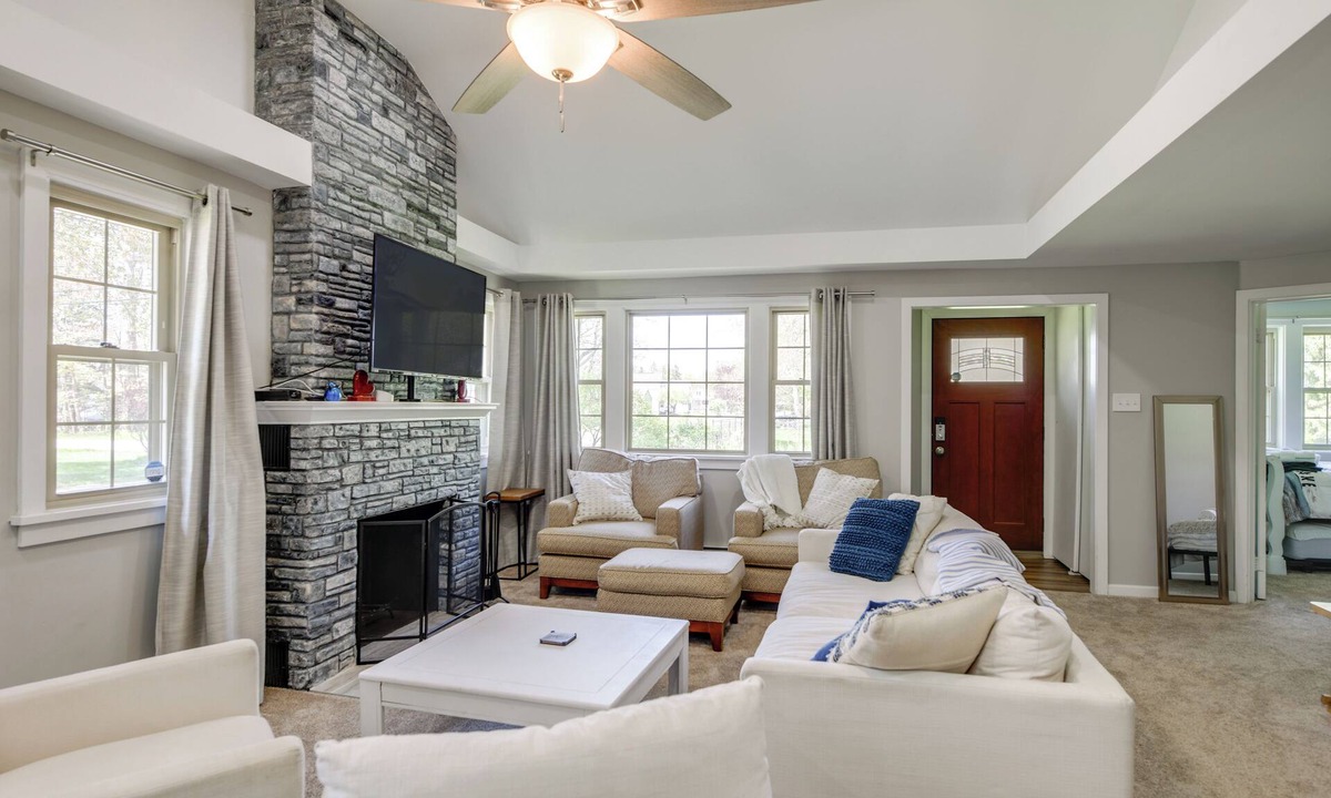 Lake Erie Beach House | 1 Mi to Lake Erie: Family-Friendly Angola Home!