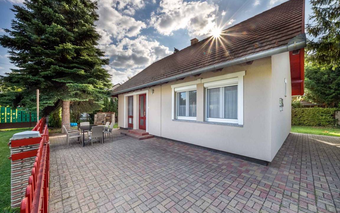 Balatonmariafurdo House | 100 m² House ∙ 3 bedrooms ∙ 6 guests