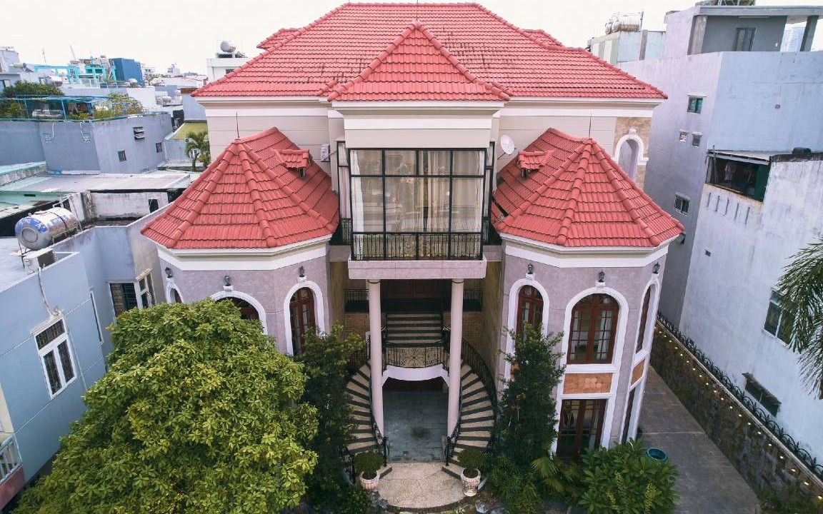 Ngu Hanh Son Villa | 1000 m² Villa ∙ 7 bedrooms ∙ 20 guests