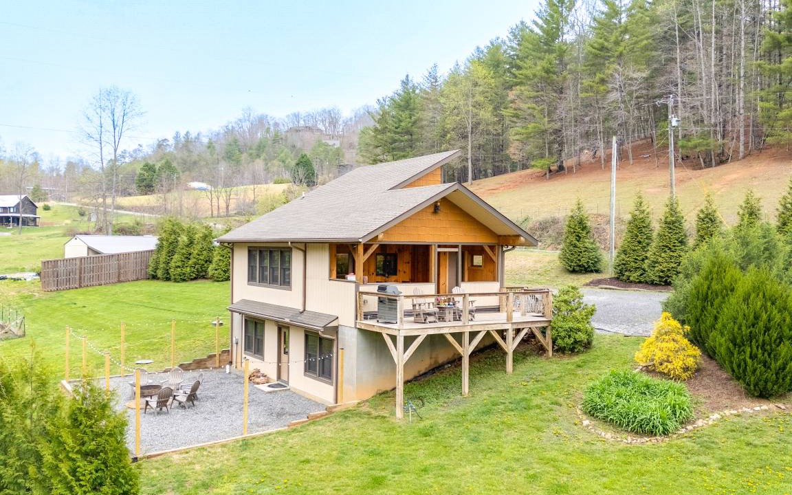 Skyland House | 111 m² House ∙ 4 guests