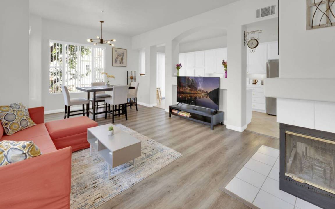 Tustin Condo | 116 m² Condo ∙ 2 bedrooms ∙ 4 guests