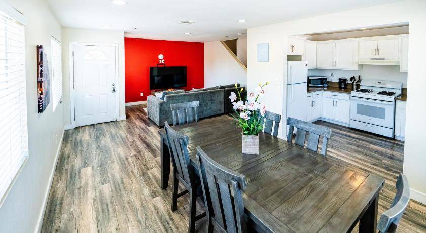 Los Angeles Apartment | 120 m² Apartment ∙ 5 bedrooms ∙ 11 guests