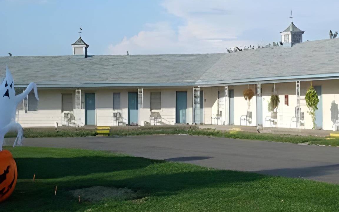Westfield Hotel | 16 m² Motel ∙ 6 guests