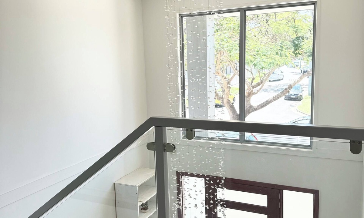 Sunnybank House | 2 spacious rooms with bathroom in Modern Sunnybank Shared Home