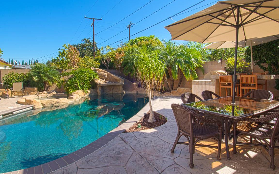 Southeast Anaheim House | 209 m² House ∙ 6 bedrooms ∙ 15 guests