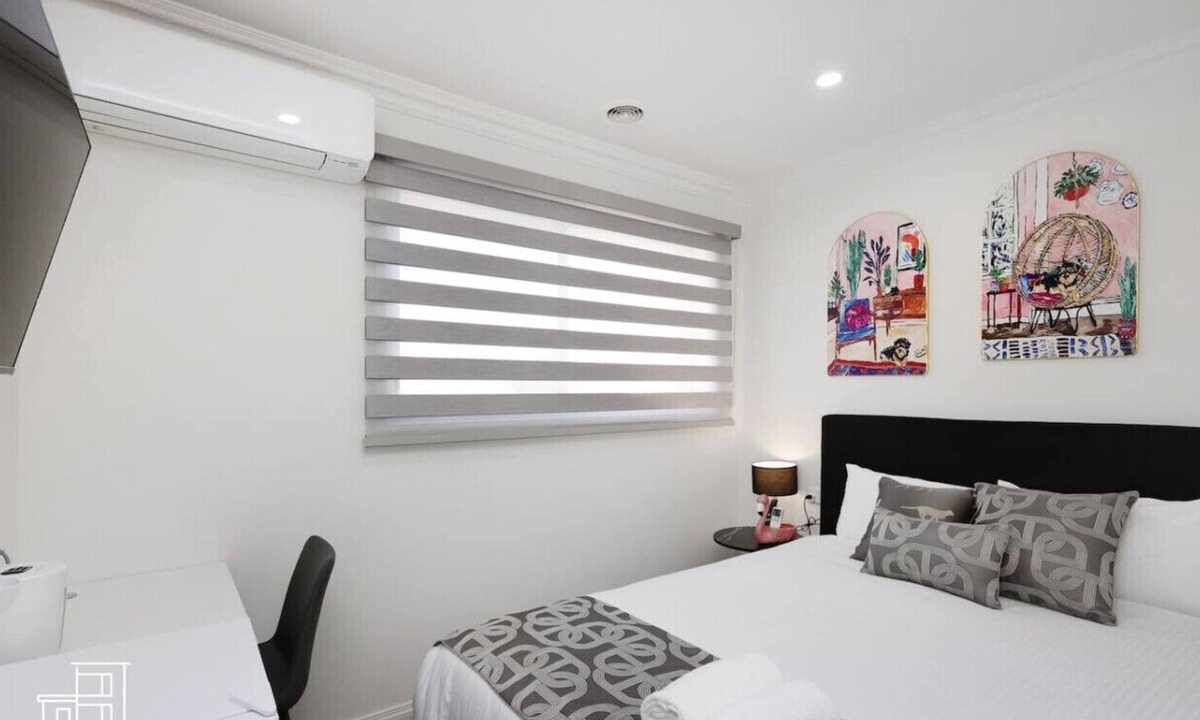 Brunswick East Bed & Breakfast | 209 Stylish Queen BR w/Fast WiFi 18 mins tram to CBD