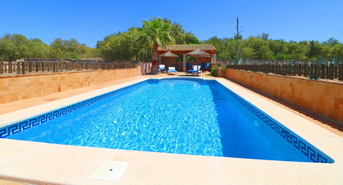 Campos House | 235 m² Finca ∙ 5 bedrooms ∙ 10 guests