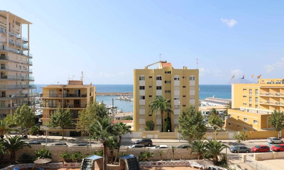 Calpe Apartment | 25D TB 2nd line of the beach with sea views