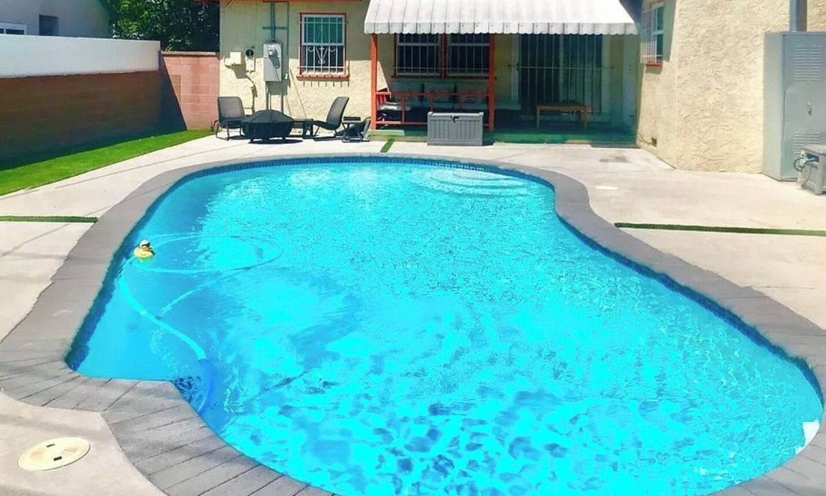 Inglewood House | 3-bedroom house with pool near Sofi in Inglewood with AC, WiFi. Enjoy your stay