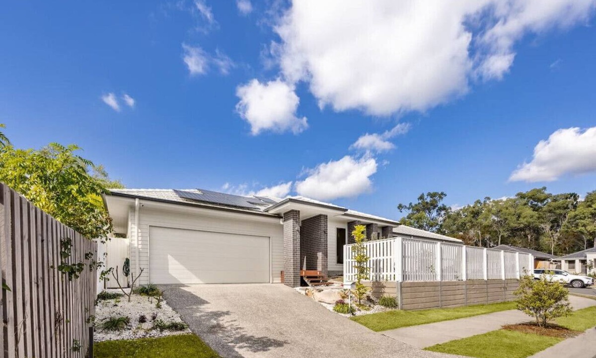 Park Ridge House | 3 Mins to mall/NEW Cozy 3-bed Home/Easy access