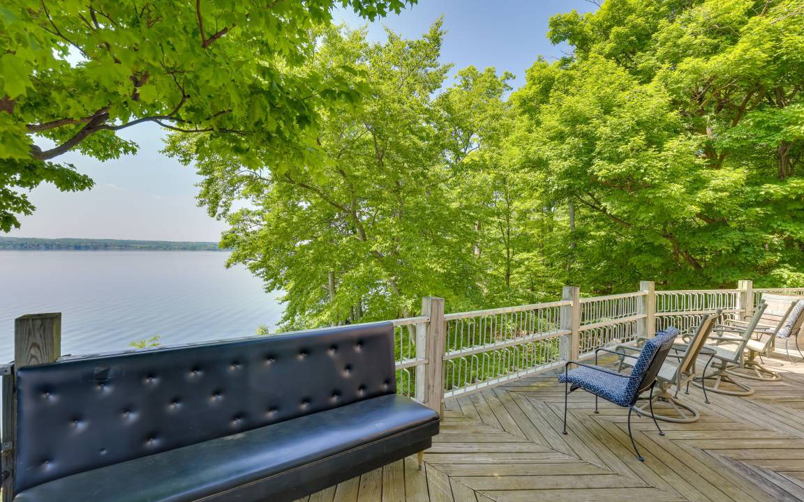Teall Beach House | 371 m² House ∙ 5 bedrooms ∙ 10 guests