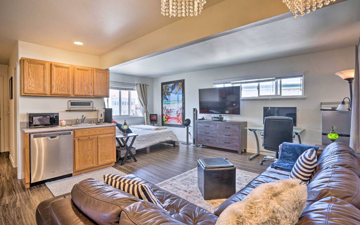 Balboa Peninsula Apartment | 41 m² Apartment ∙ 2 guests