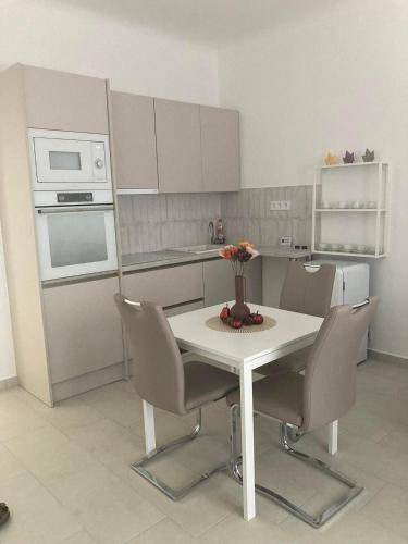 Gyor Apartment | 49 m² Apartment ∙ 1 bedroom ∙ 2 guests