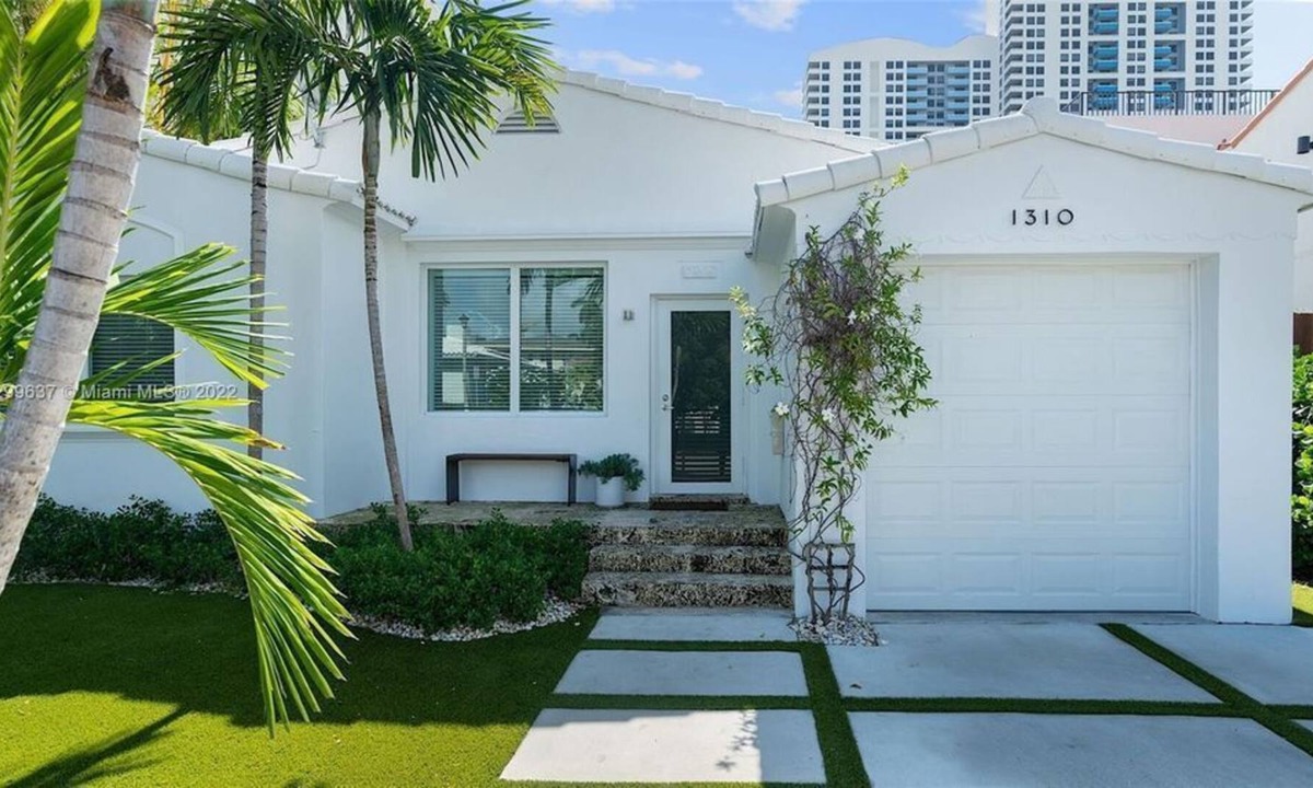 West Avenue Apartment | 5 Bedroom Single family 439340 by Houzlet