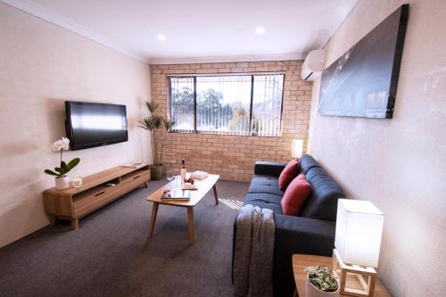Vale Of Clwydd Apartment | 52 on Mort