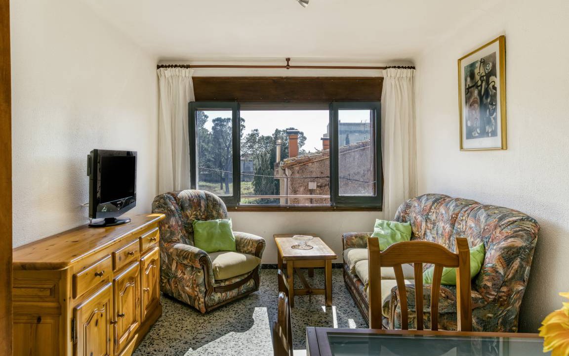 Capmany House | 80 m² House ∙ 2 bedrooms ∙ 5 guests