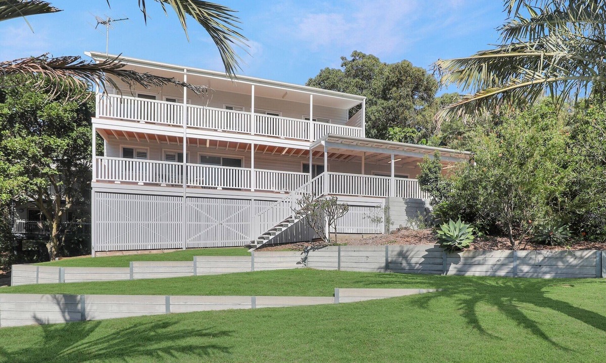 Point Lookout House | A White Haven | Spacious Coastal Luxury in the Heart of Point Lookout
