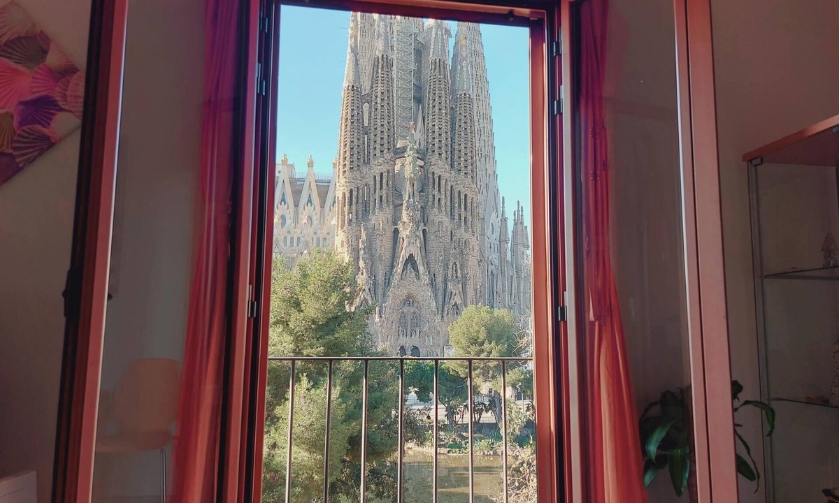 La Sagrada Familia Apartment | ABSOLUTE SAGRADA FAMILIA 3/Superior/