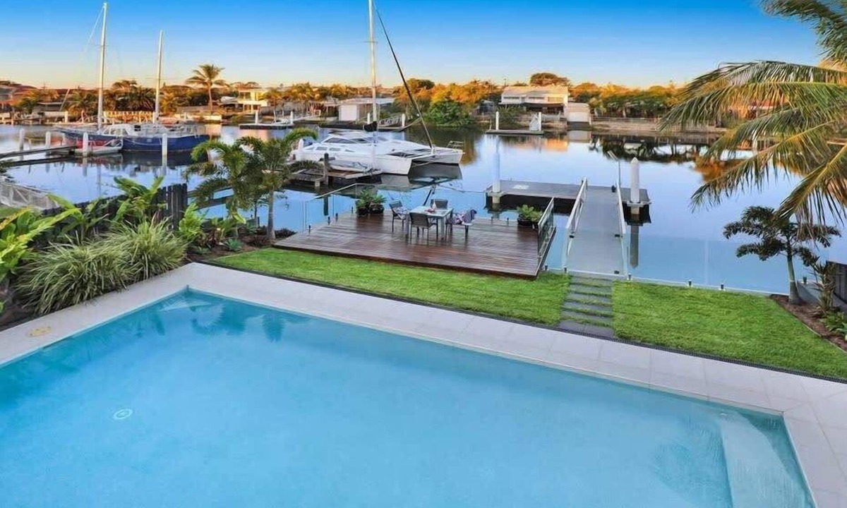 Buddina House | Adelong Waterfront Home Mooloolaba