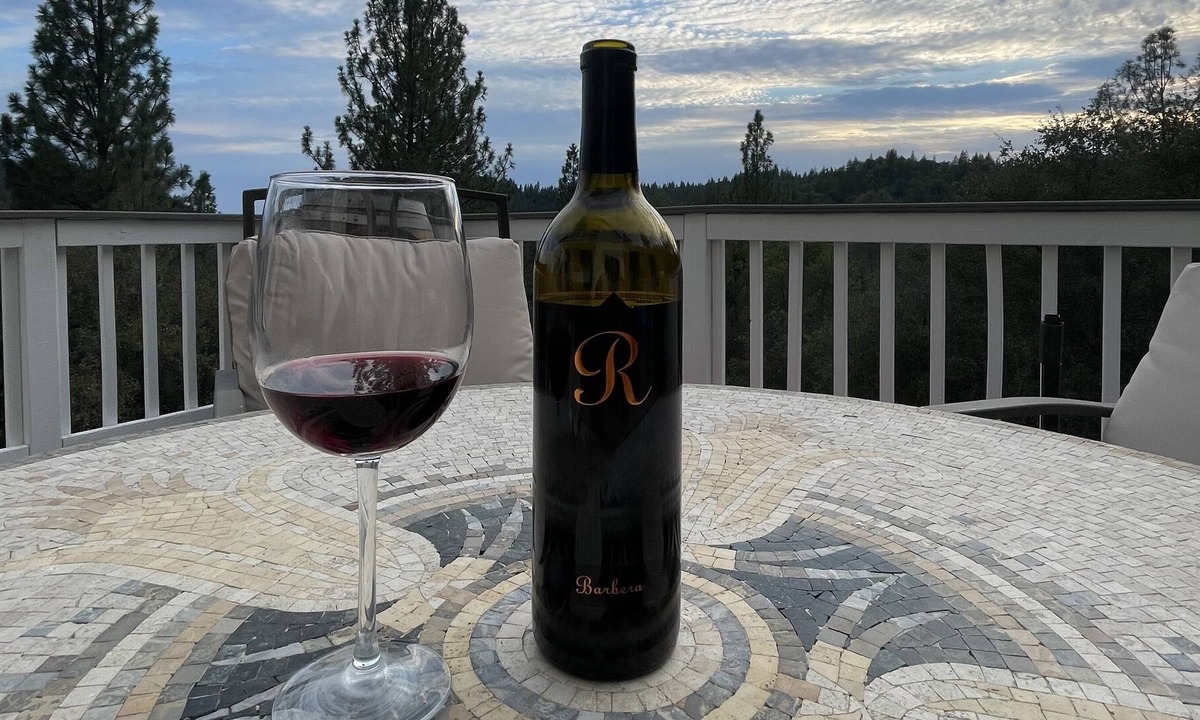 Sutter Creek House | Amador Wine Country Home in the Tree Tops