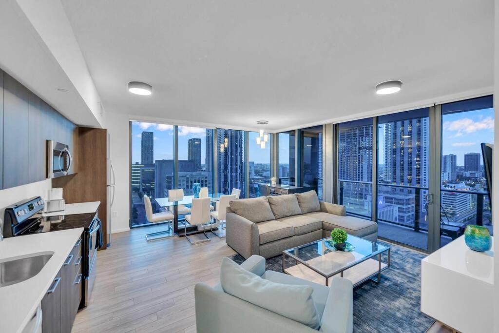 Downtown Miami Apartment | Amazing high floor unit Central location