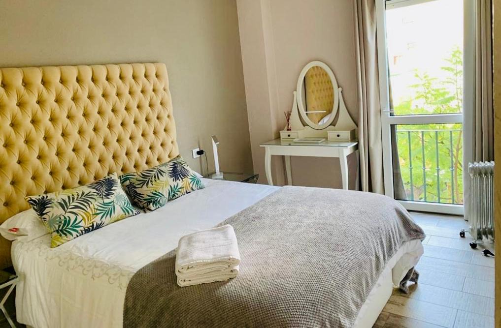 Jerez de la Frontera Apartment | Apartamento de Lujo en Jerez, wifi y parking.