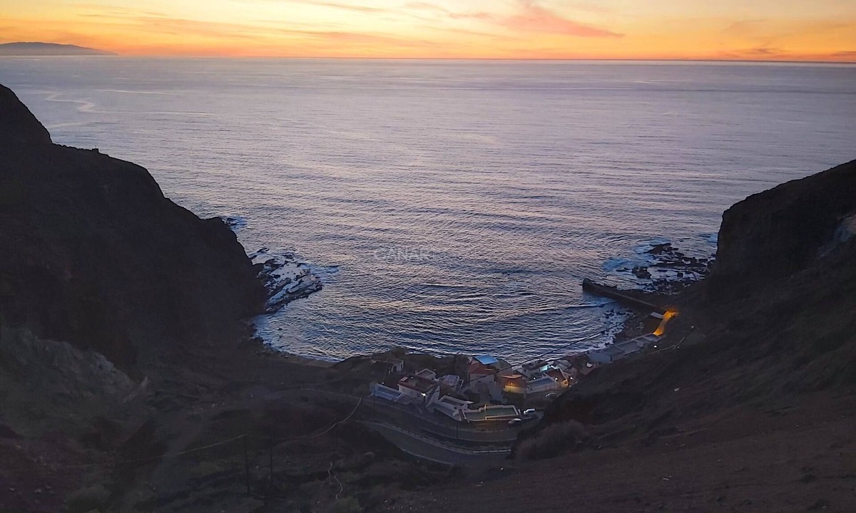 Alojera Apartment | Apartment Clary in Gomera with Unique Views, Close to Beach