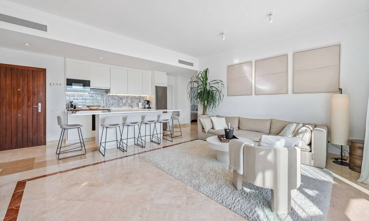 New Golden Mile Apartment | Apartment 'Paraiso Pueblo' with Sea View, Wi-Fi and Air Conditioning