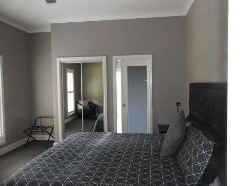 Rutherglen Bed & Breakfast | Barklysuites Apartments