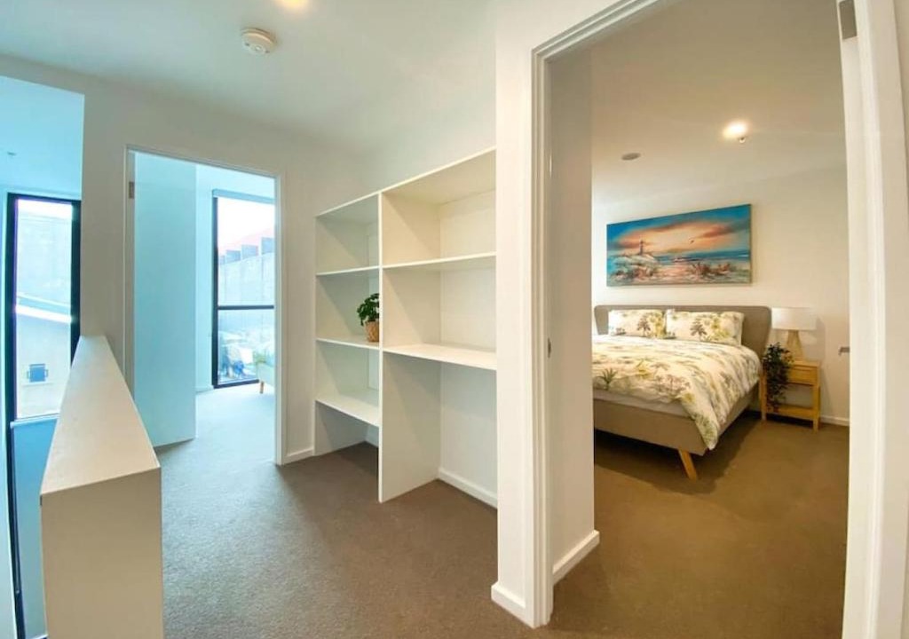 Adelaide Central Business District Apartment | Beautiful 2BR Apt at Adelaide CBD with Pool-Gym-BBQ