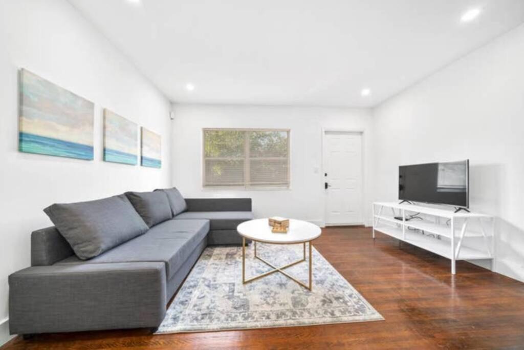 South Pointe Apartment | Beautiful Apt in the heart of Miami Beach