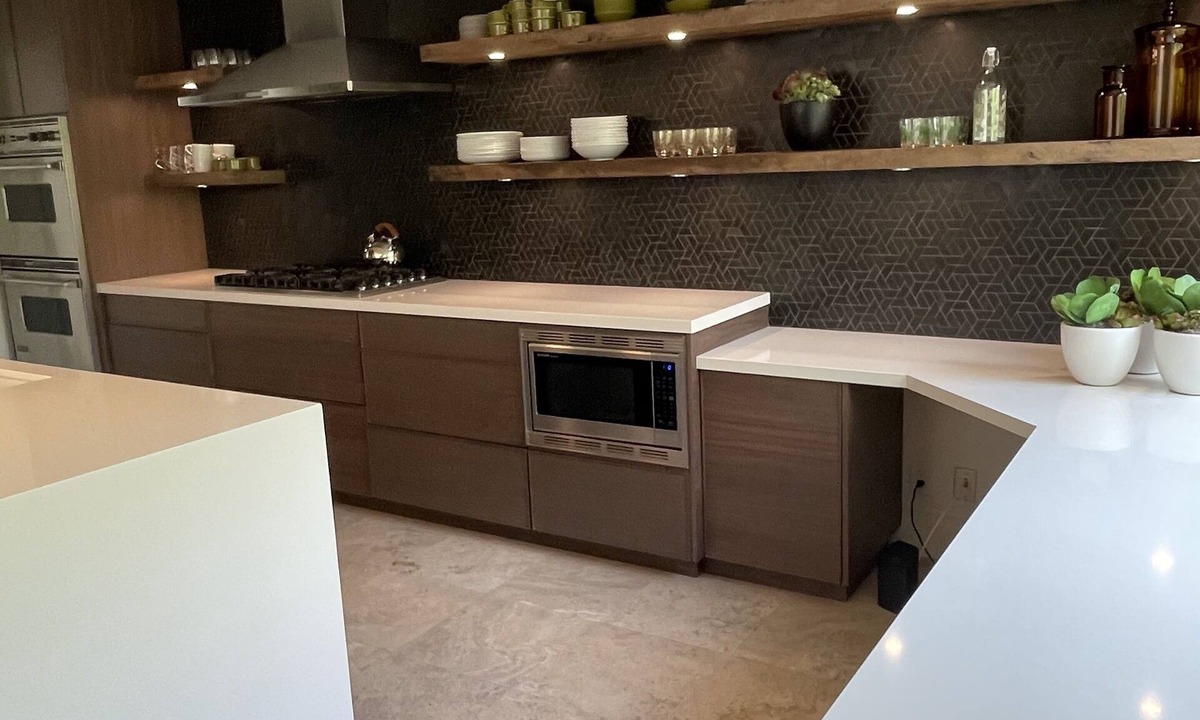 Lake Forest House | Beautiful Mid Centry light and bright remodeled home !