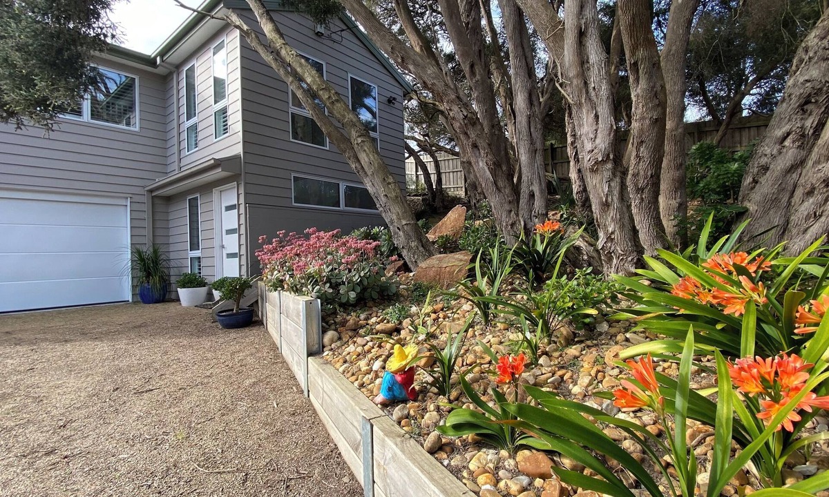 Rye House | Beautiful retreat in Rye,set among moonah & ti trees,close to ocean&bay beaches