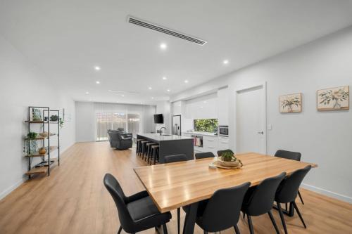 Henley Beach House | Belle Escapes - Henley Beach House