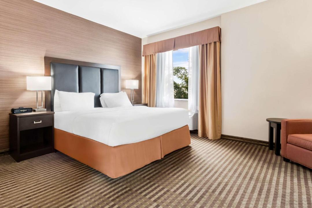 Hotel | Centre Wellington
