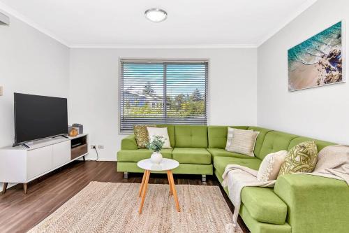 Aldinga Beach House | Blue Cabin Bliss at Aldinga Bay Holiday Village