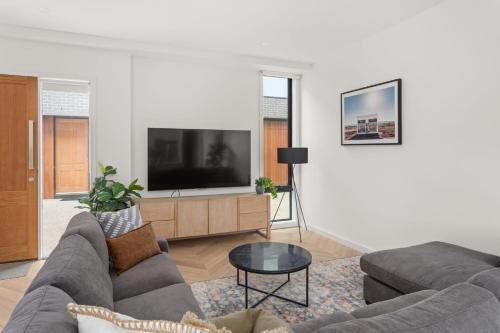 Camberwell House | Boutique Stays - Milk & Honey