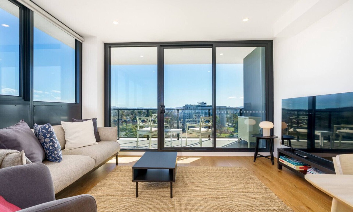 Turner Apartment | Bright 1BR Apartment with Stunning Views