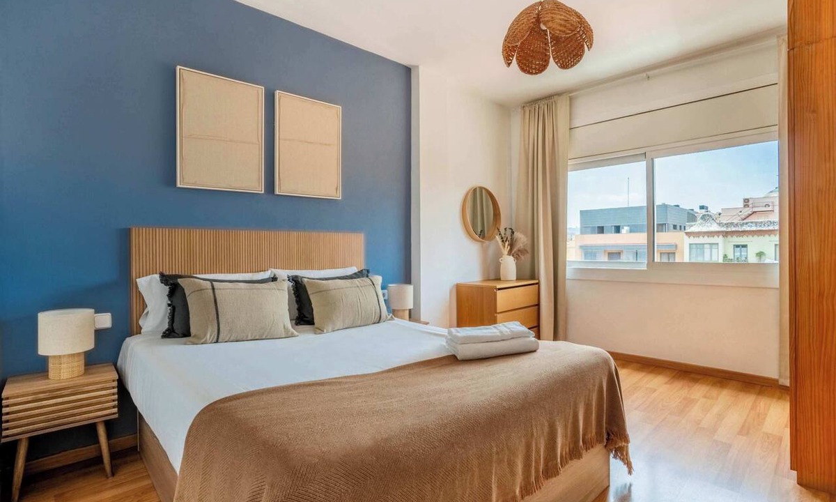 el Fort Pienc Apartment | Bright 4BD with terrace near Arc de Triomf
