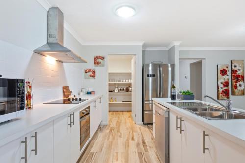 Bulla House | Bulla Villas - More Space for your Stay, Sleep 12