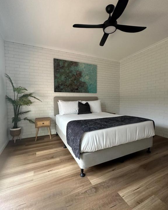 Burrum Heads Hotel | Burrum Tavern