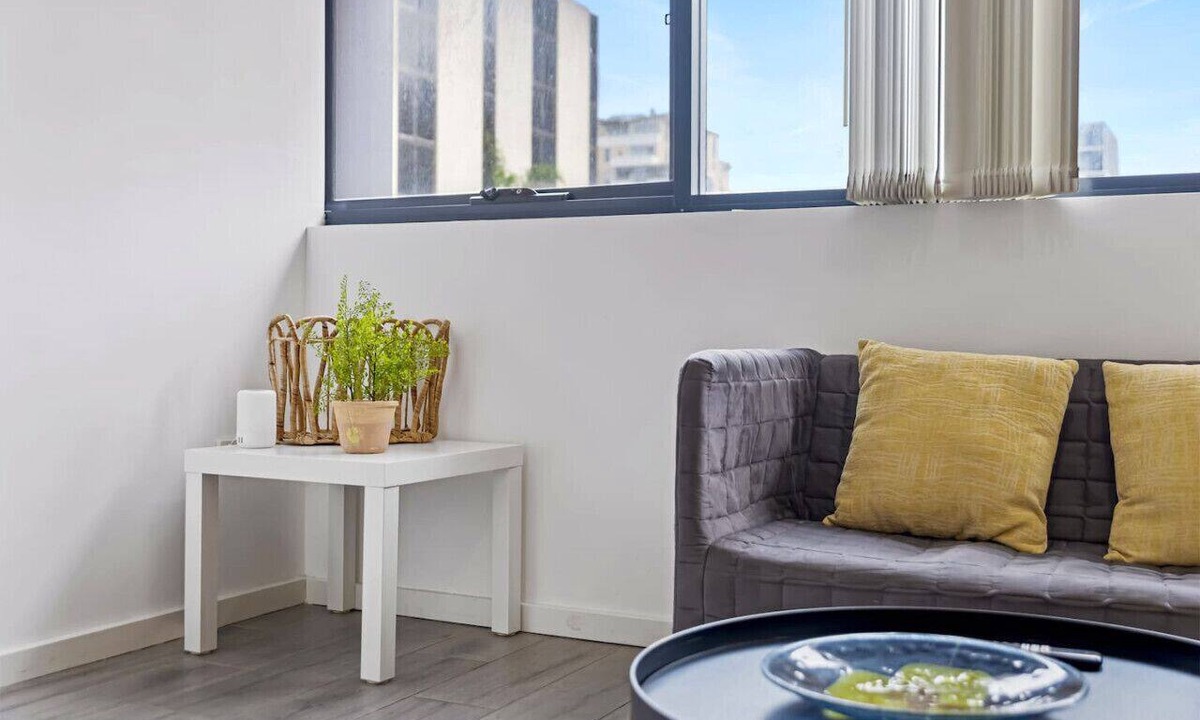 Burwood Apartment | Burwood 1Br studio nearTrain Station/Shopping