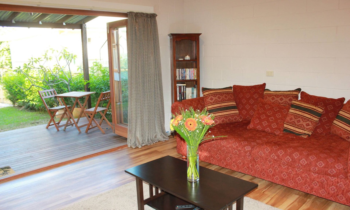 Camp Hill Cottage | Camp Hill Cottage (Studio)- Pet Friendly