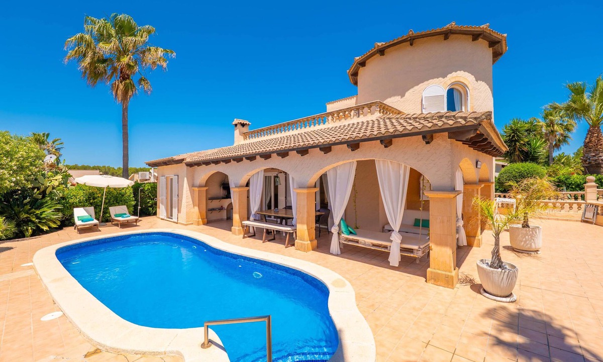 Son Serra de Marina Villa | CASA BEL - Villa with private pool in Son Serra De Marina. Free WiFi