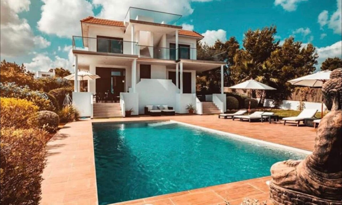 Cala de Bou Villa | Casa Bonita Outstanding Luxury Villa in IBIZA,walk to all amenities & Beach