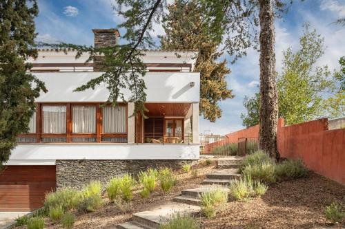 Banyoles House | Casa Maui