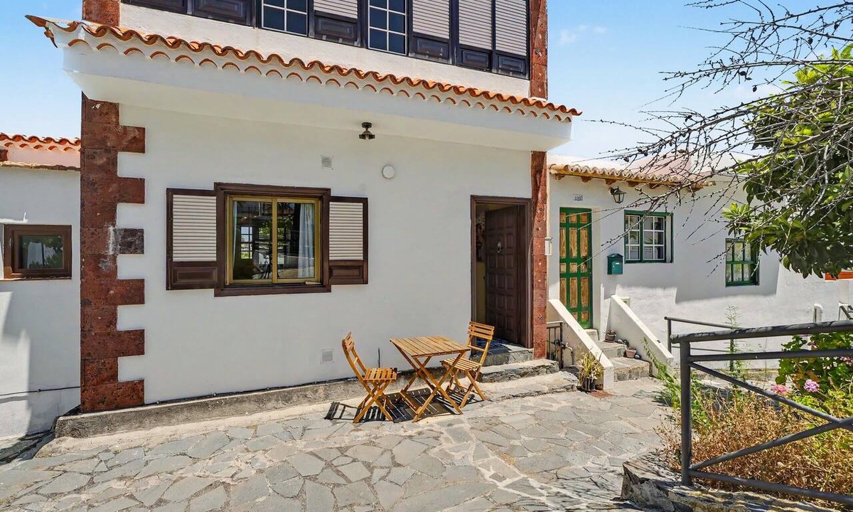 Alajero House | Casa Niebla – Rural Authenticity and Comfort in the Heart of Alajeró