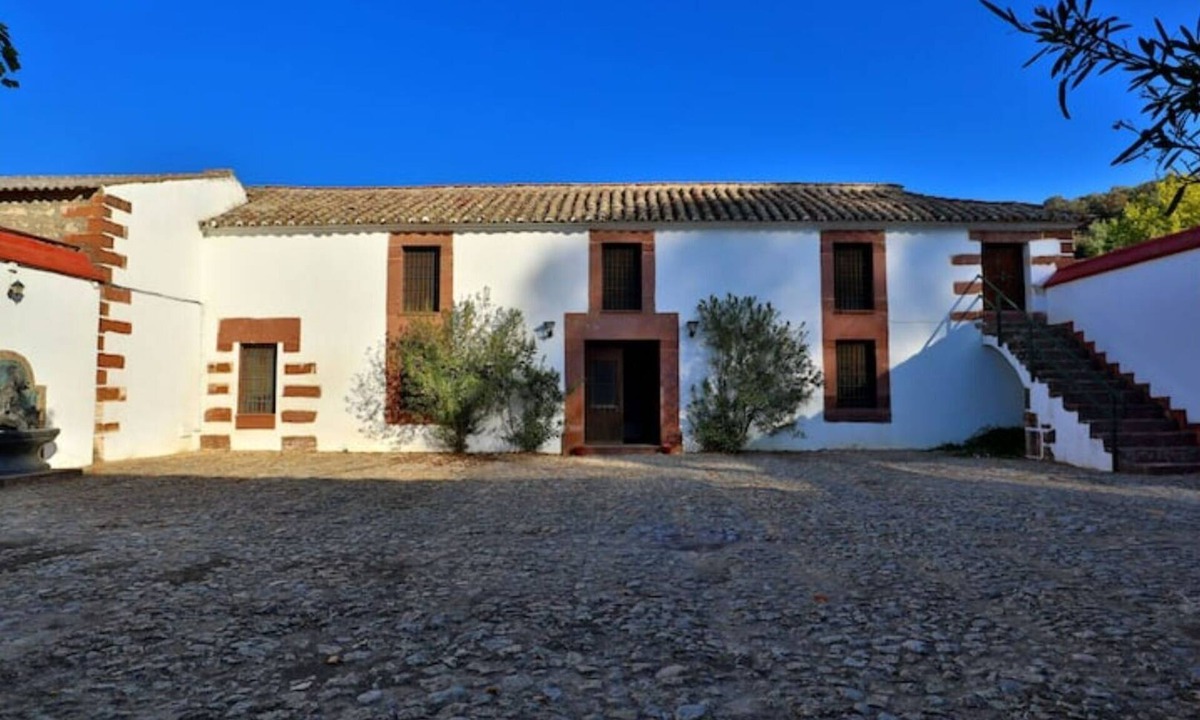 Adamuz Cottage | Casa Rural Finca Los Conventos, en Adamuz; Córdoba