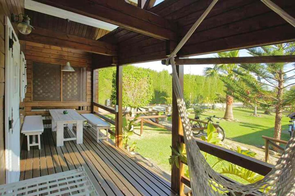 Tarifa House | Charming bungalow in Tarifa with mountain view and garden